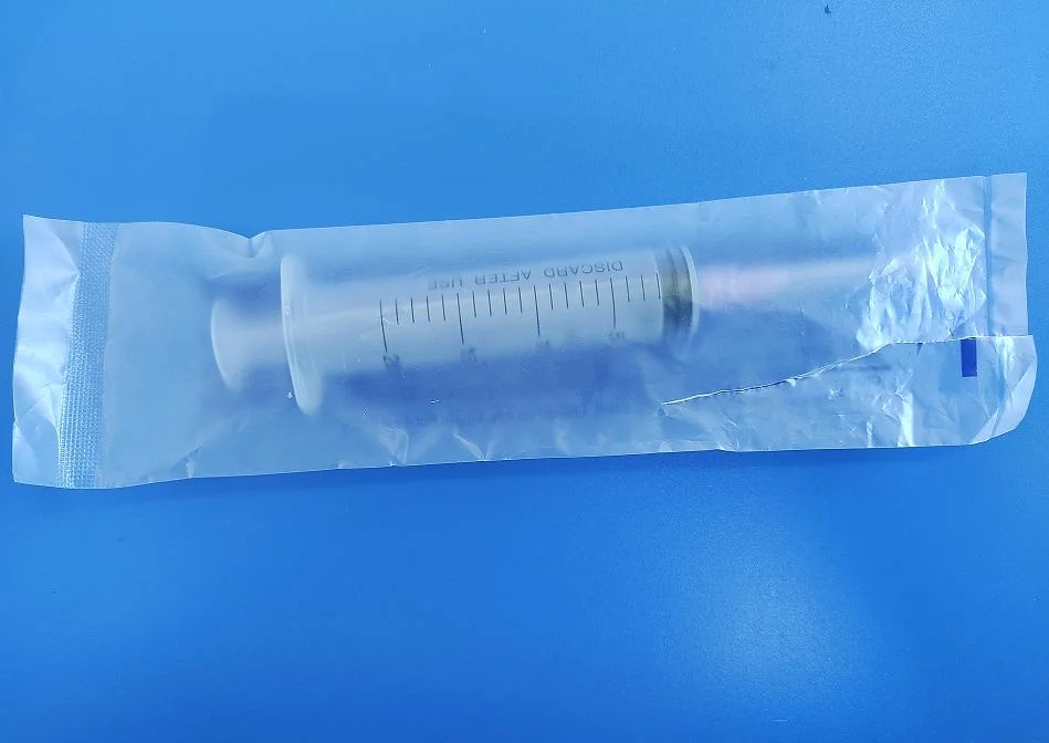 Disposable Sterilized Veterinary Syringe 20ml with 18gx3/4&quot;