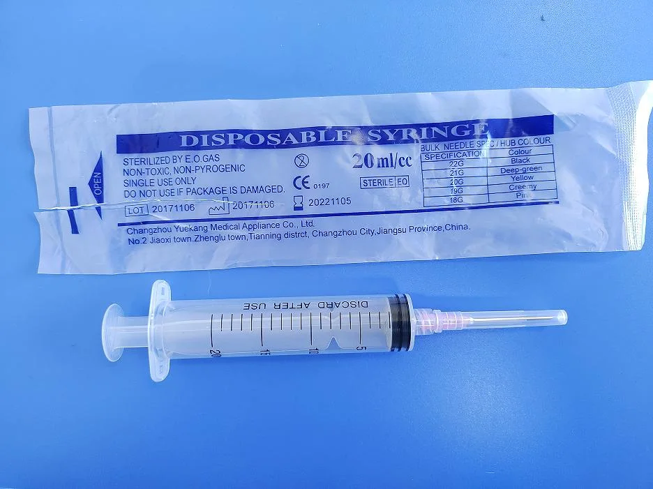 Disposable Sterilized Veterinary Syringe 20ml with 18gx3/4&quot;